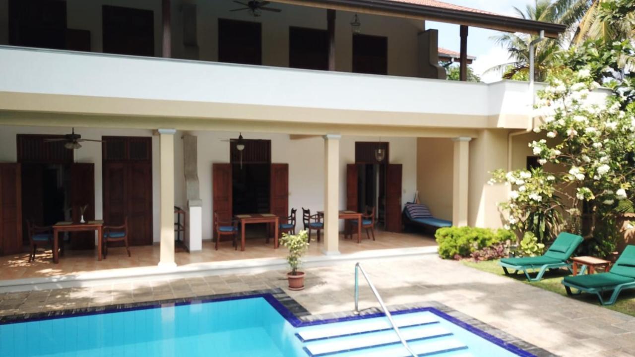 Villa Tara Hikkaduwa Extérieur photo