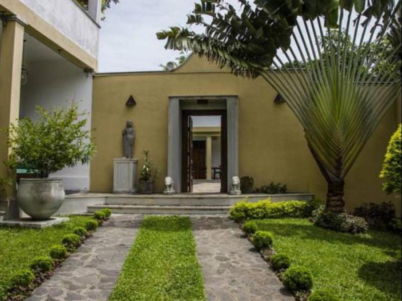 Villa Tara Hikkaduwa Extérieur photo